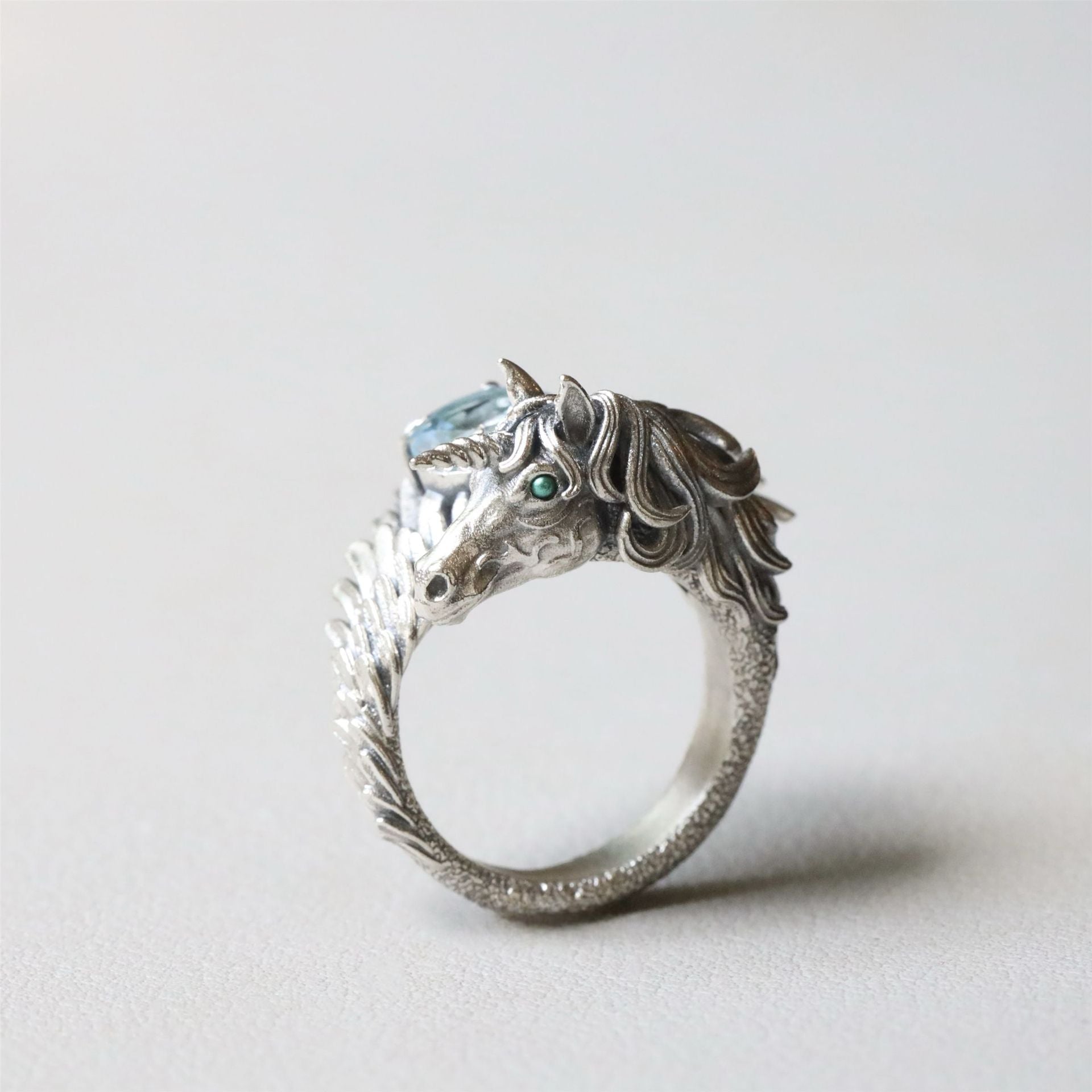 Wholesale Retro Unicorn Ring with Rhinestone Feather Wings Jewelry Accessory Gift