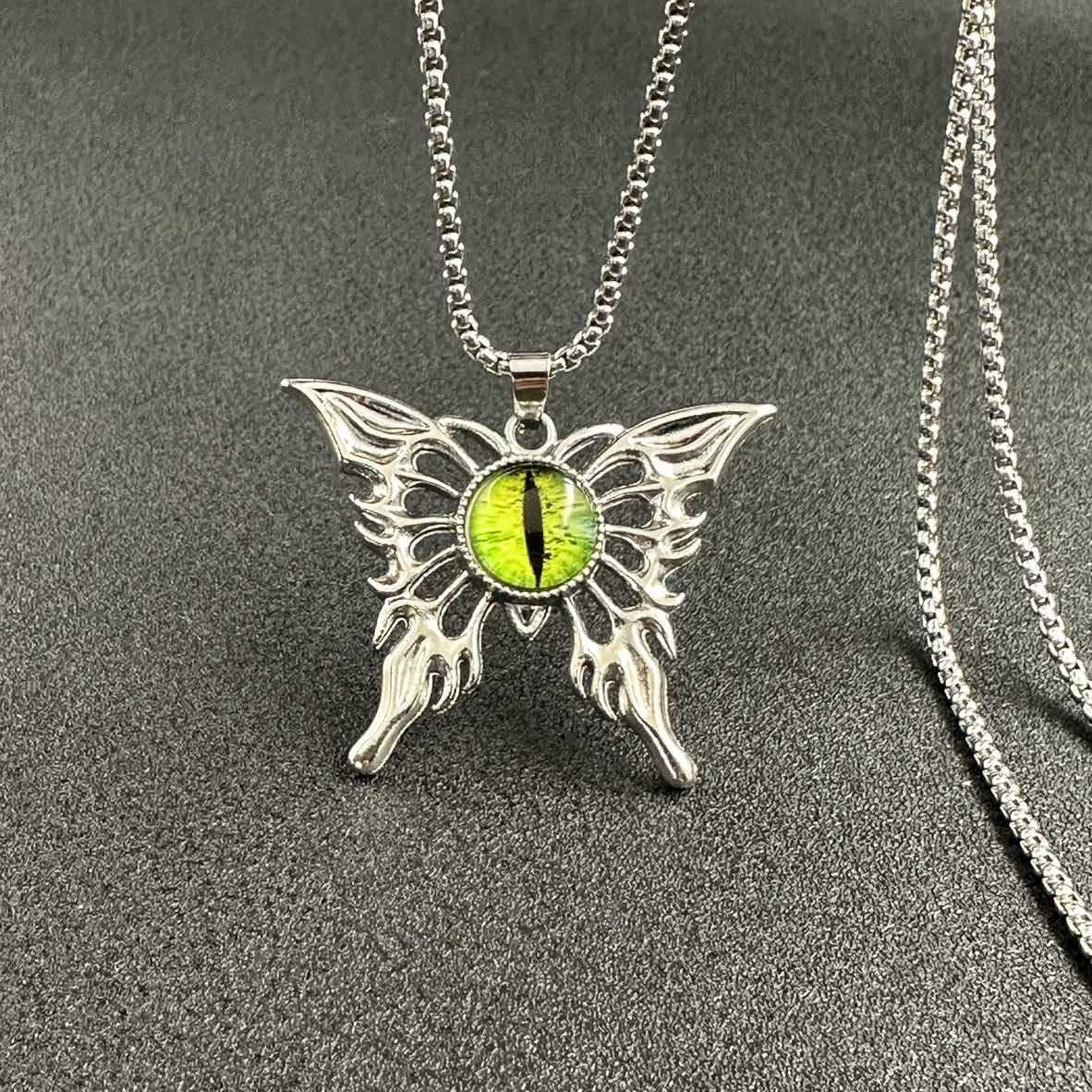 Wholesale Retro Devil' s Eye Butterfly Pendant Necklace for Men,  Zinc Alloy,  Boutique Resale