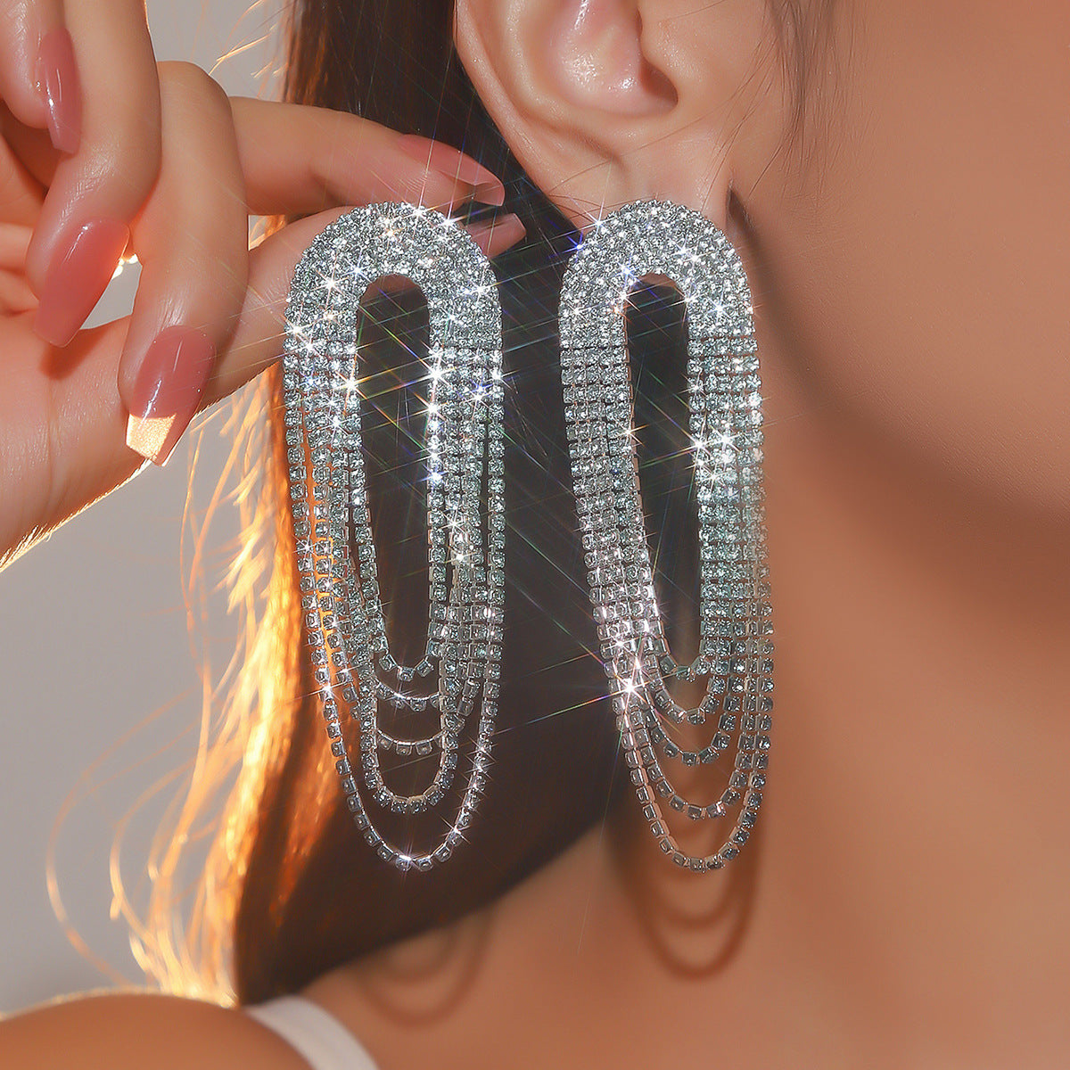 Wholesale  Luxury Shiny Rhinestone Long Earrings