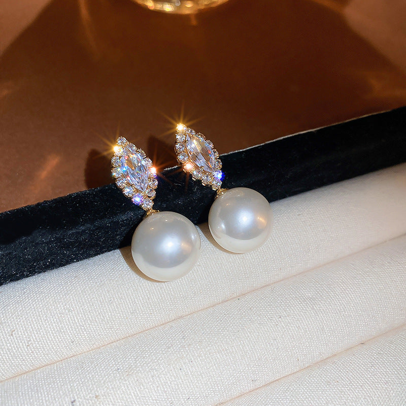 Wholesale Zircon Pearl Earrings Vintage Stud Earrings ACC-ES-Huih002