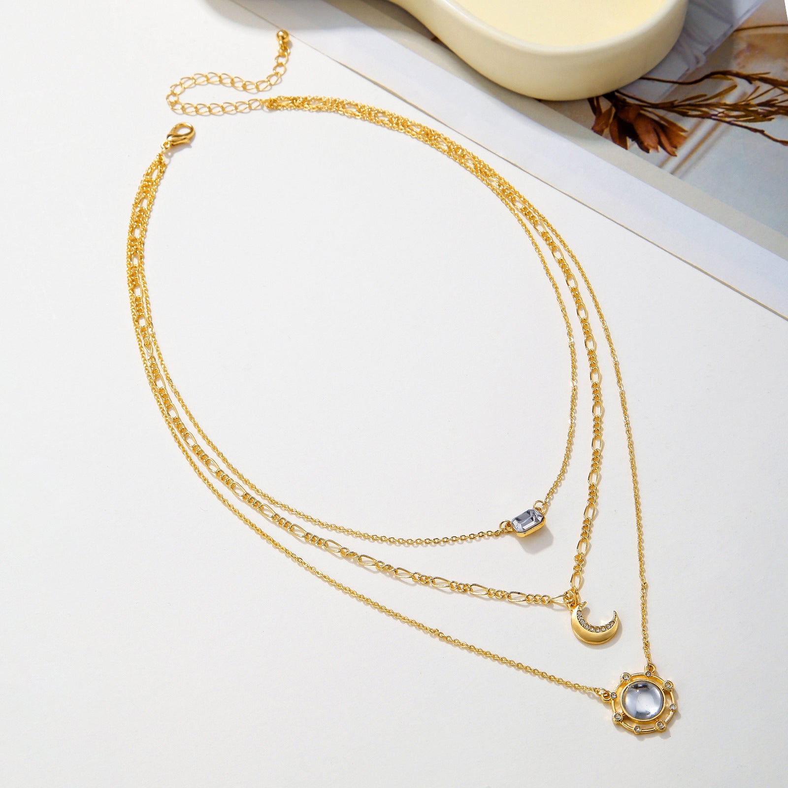 Wholesale Multi-layered Necklace with Diamond Moon Pendant Clavicle Chains Choker Necklaces ACC-NE-ZhuJi009