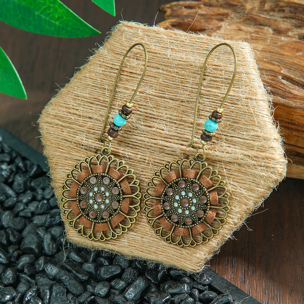 Wholesale Bohemian Tassel Earrings Metal Leather Leaf Circle Fashion Accessory for Party Wear