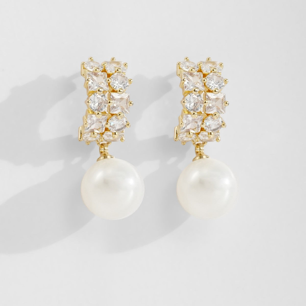 Wholesale Copper Inlaid Zircon Crystal Pearl Earrings