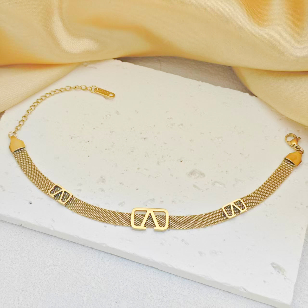 Wholesale Titanium Steel Letter Bracelet,  Chic Everyday Jewelry Gift for Women