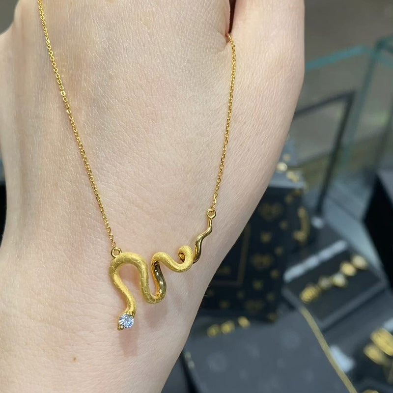 Wholesale light luxury gold snake necklace