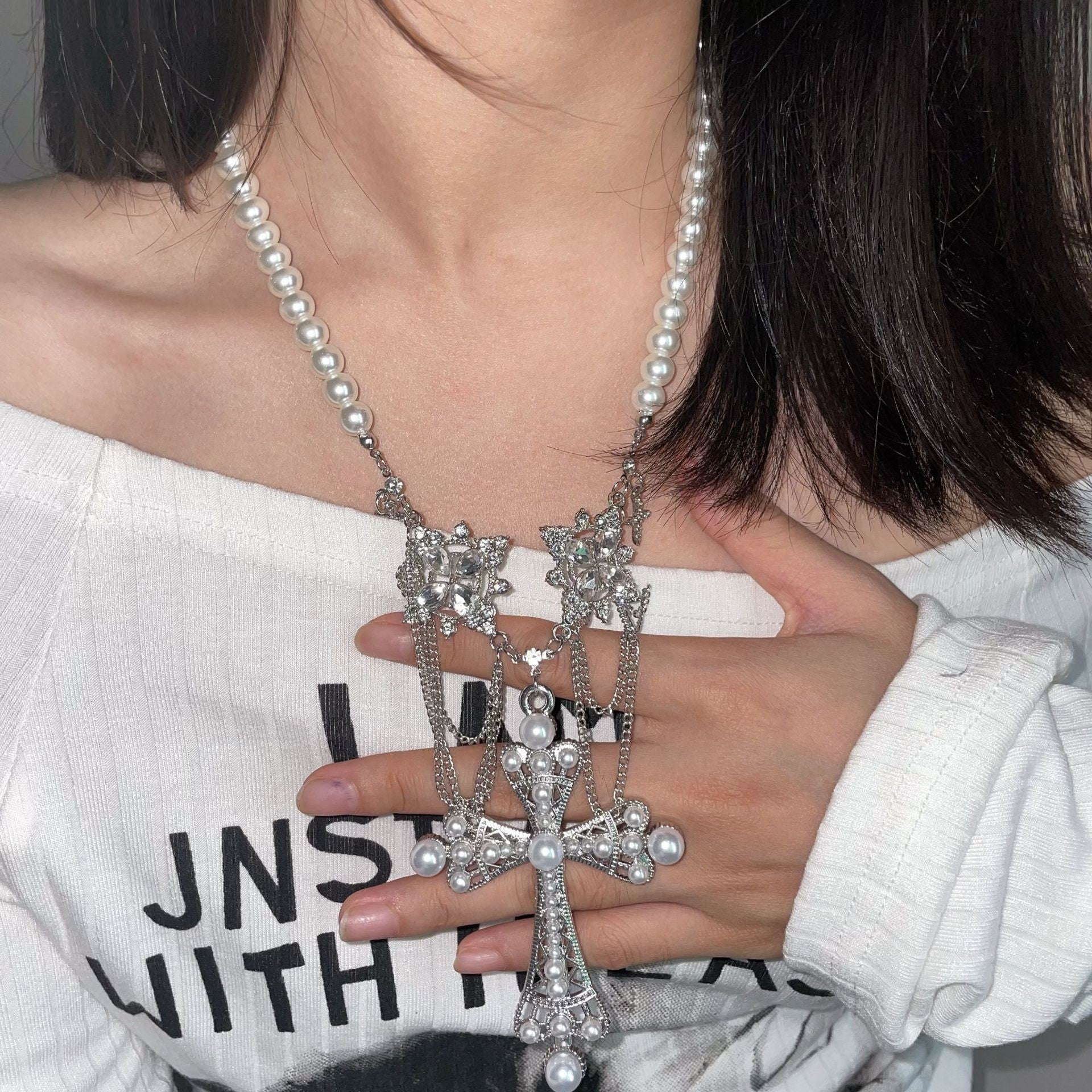 Wholesale Fairy Butterfly Multi-Layer Tassel Pendant Pearl Necklace Fashion Layering Jewelry for Boutique Resale