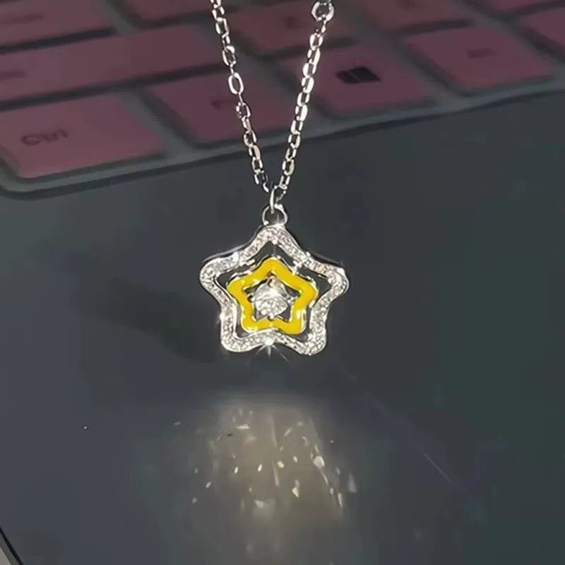 Wholesale  Hollow Five-pointed Star Pendant Necklace