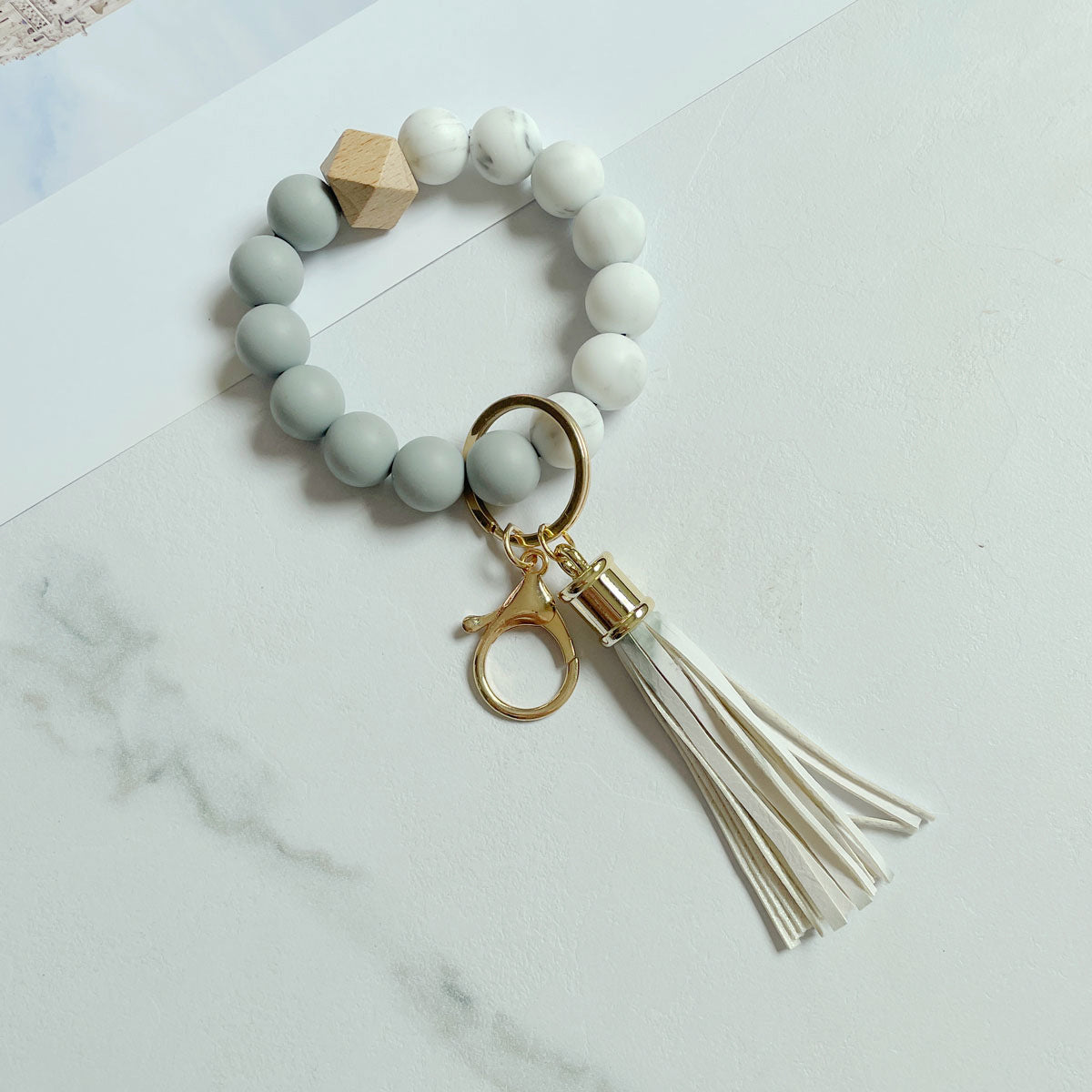 Wholesale Silicone Beads Bracelet Wooden Beads Leopard Print Cow Print Wristlet Keychain ACC-KC-Jinz001