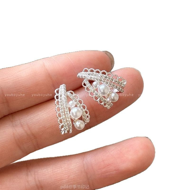 Wholesale Micro-inlaid zircon pearl earrings light luxury lace edge earrings