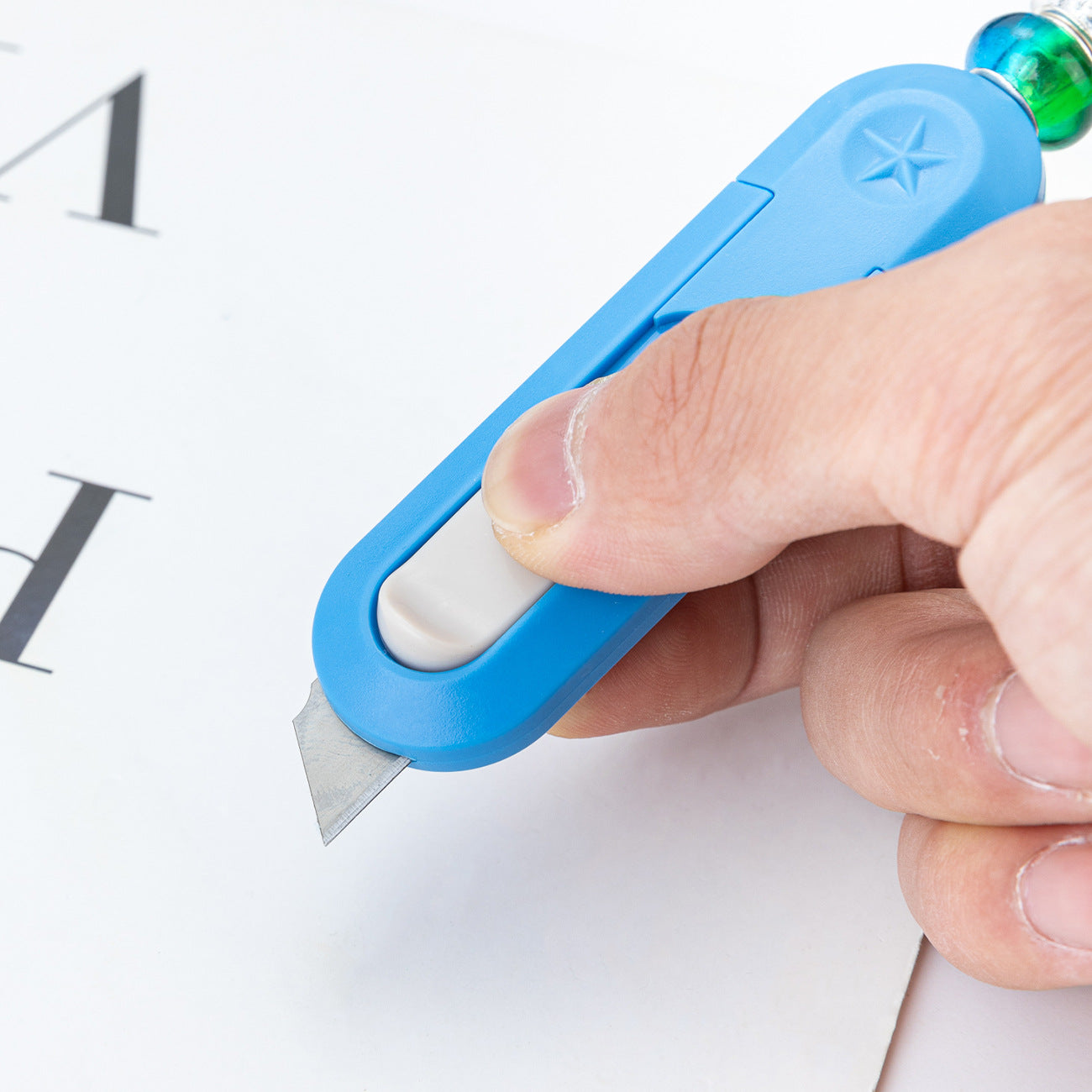 Wholesale DIY Beadable Mini Art Knife Portable Small Express Unboxing Knife Cute Design Open Envelope Office Paper Cutting Art Knife