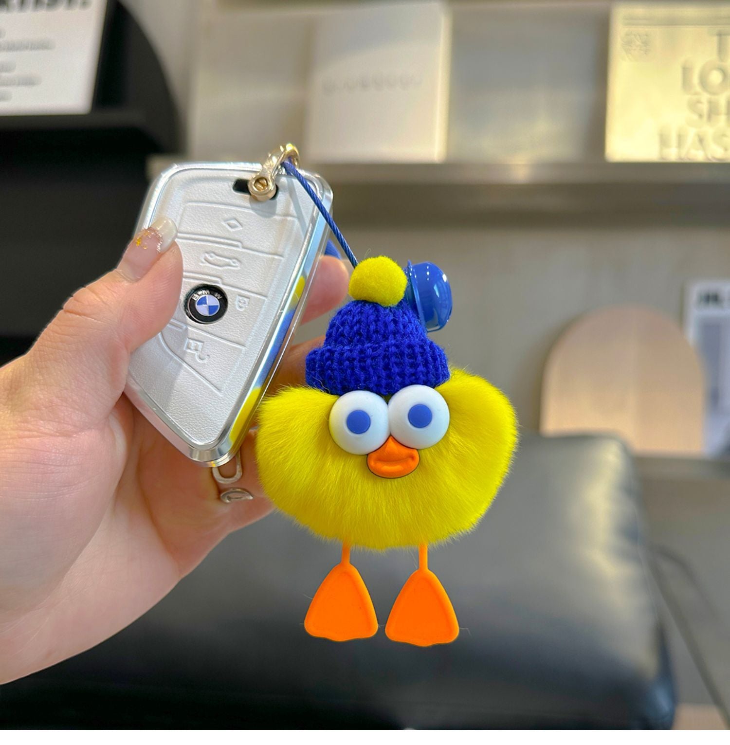 Wholesale Cute Faux Rabbit Fur Duck Car Keychain