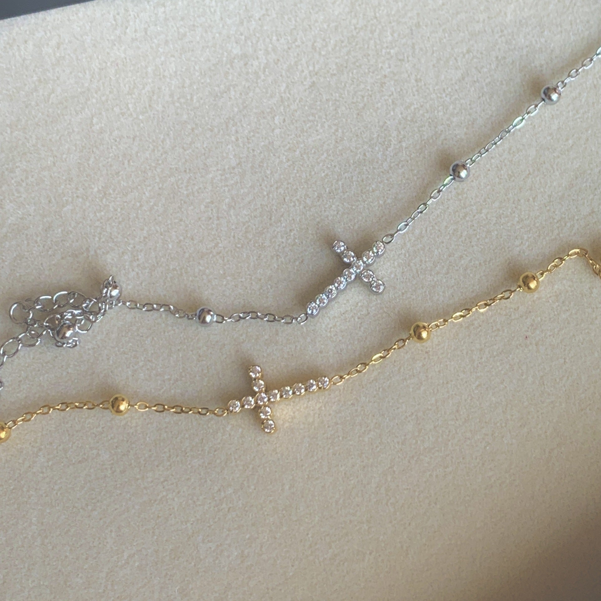 Wholesale Titanium Steel Cross Pendant Bracelet For Women Zircon Stones Everyday Wear Fashion Accessory