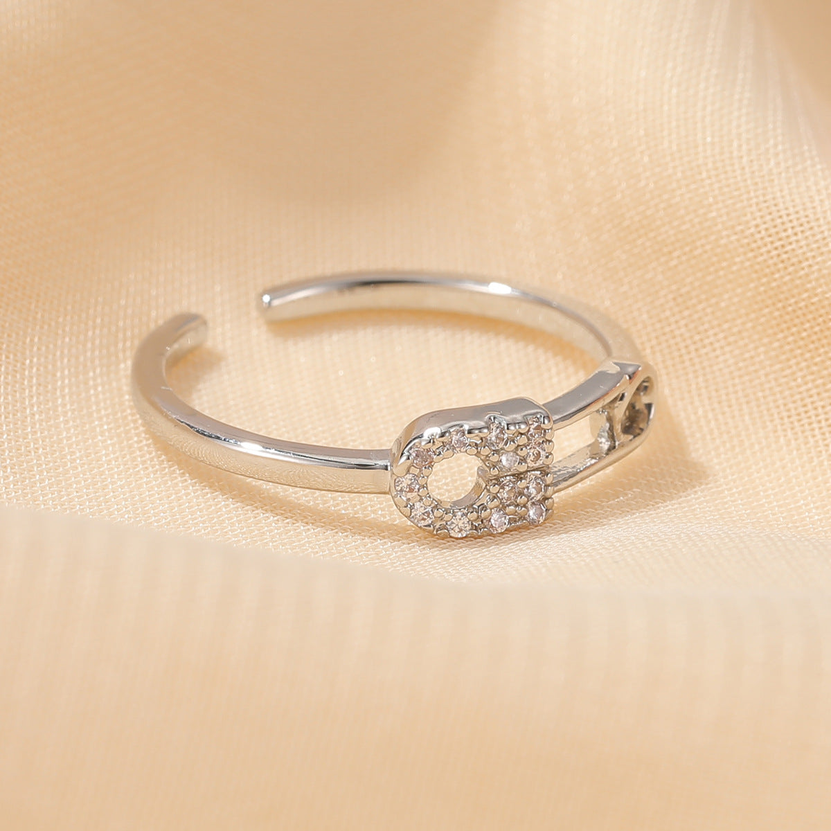 Wholesale Creative Pin Necklace  Clavicle Chain