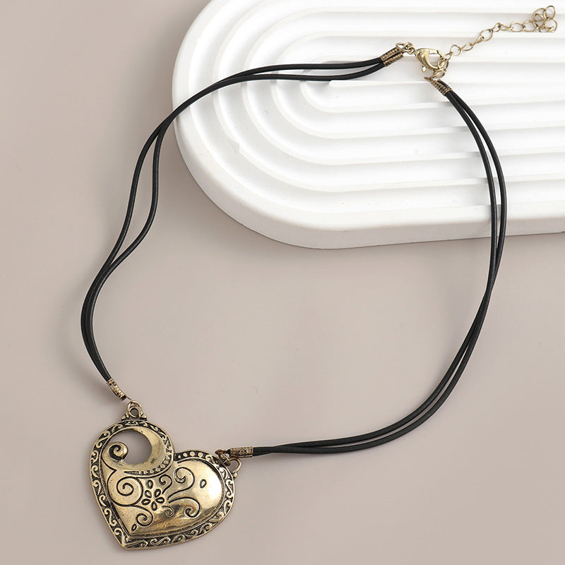 Wholesale Vintage Love Necklace Clavicle Chain Choker Necklace ACC-NE-Yuchen005