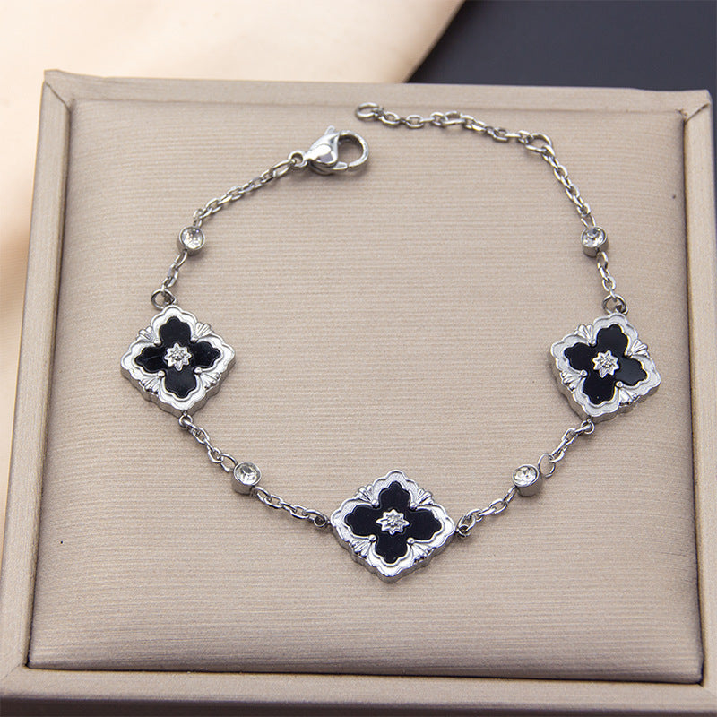 Wholesale Brushed Diamond Leaf Four Leaf Clover Bracelet ACCVIP-BT-Xiangou001