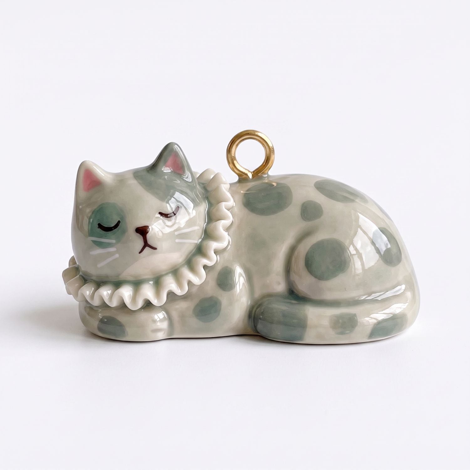 Wholesale Retro cute cat pendant lace f sleeping cat Siamese orange cat kitten pendant DIY necklace jewelry accessories