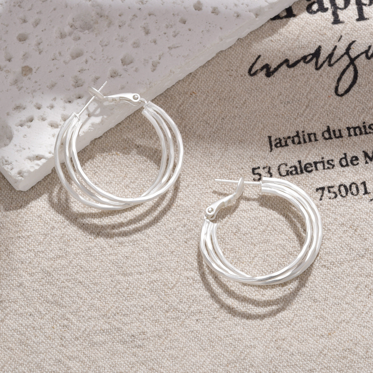 Wholesale Retro Personality Design Sense Round Ear Ring Earrings