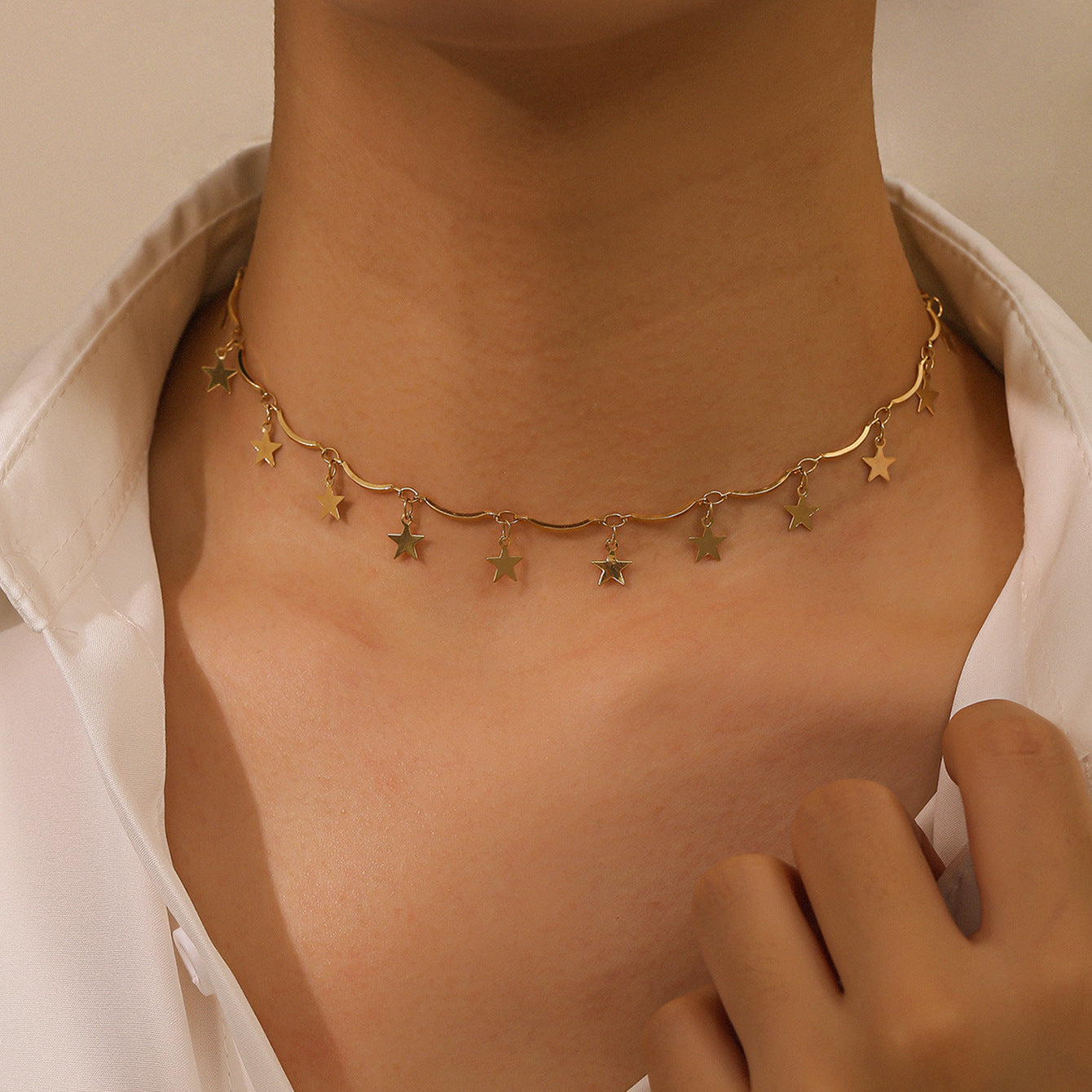 Wholesale Trendy Star Tassel Necklace For Women Alloy Gold Clavicle Chain Fashion Jewelry Accessory