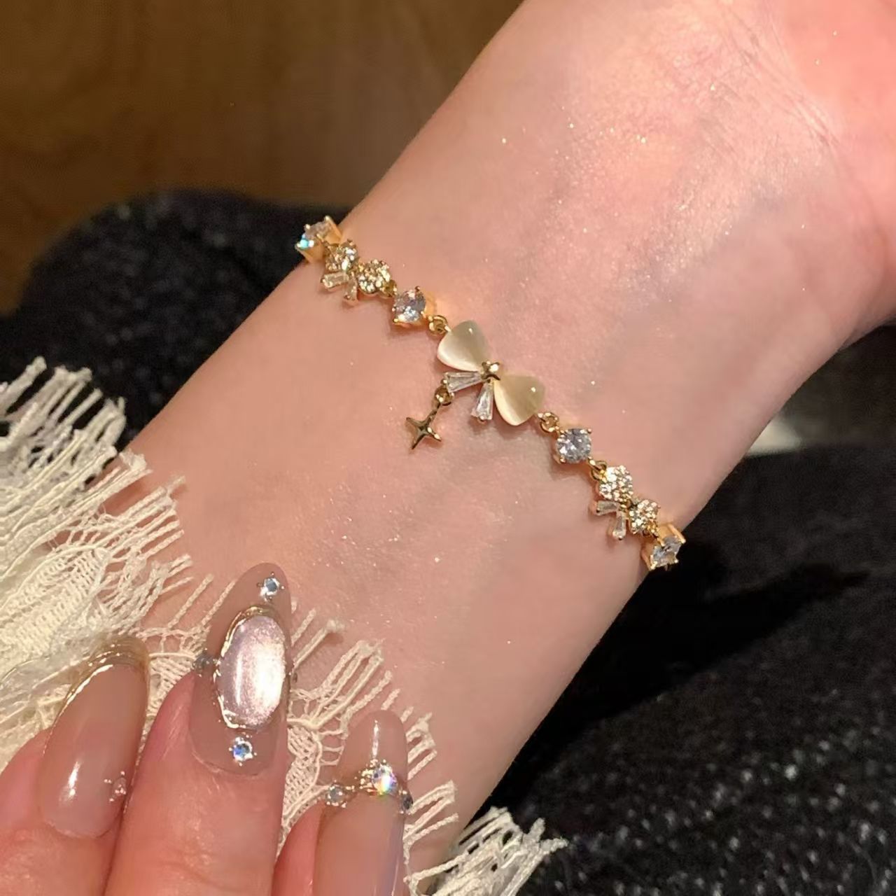 Wholesale Chic Women S Gold Bow Meteor Bracelet Fashion Jewelry Accessory For Everyday Wear