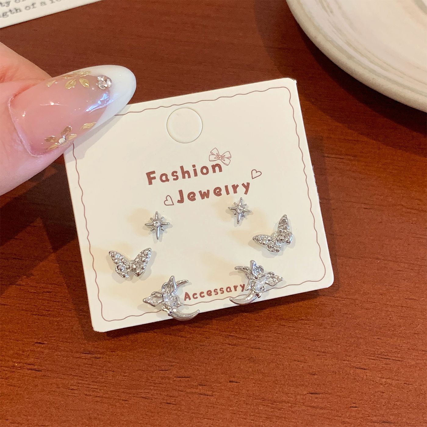 Wholesale Super flash zircon exquisite five-pointed star heart earring set silver needle Earrings