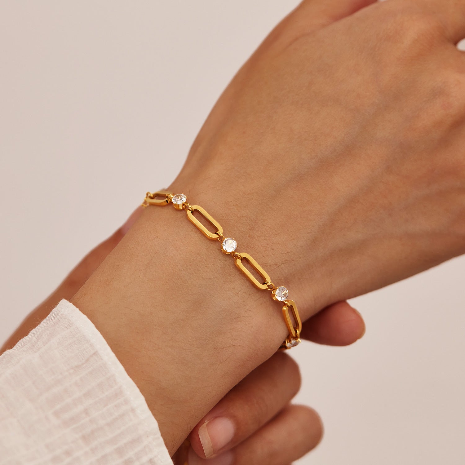 Wholesale Geometric Stainless Steel Bracelet for Women Fashion Accessory Boutique Resale
