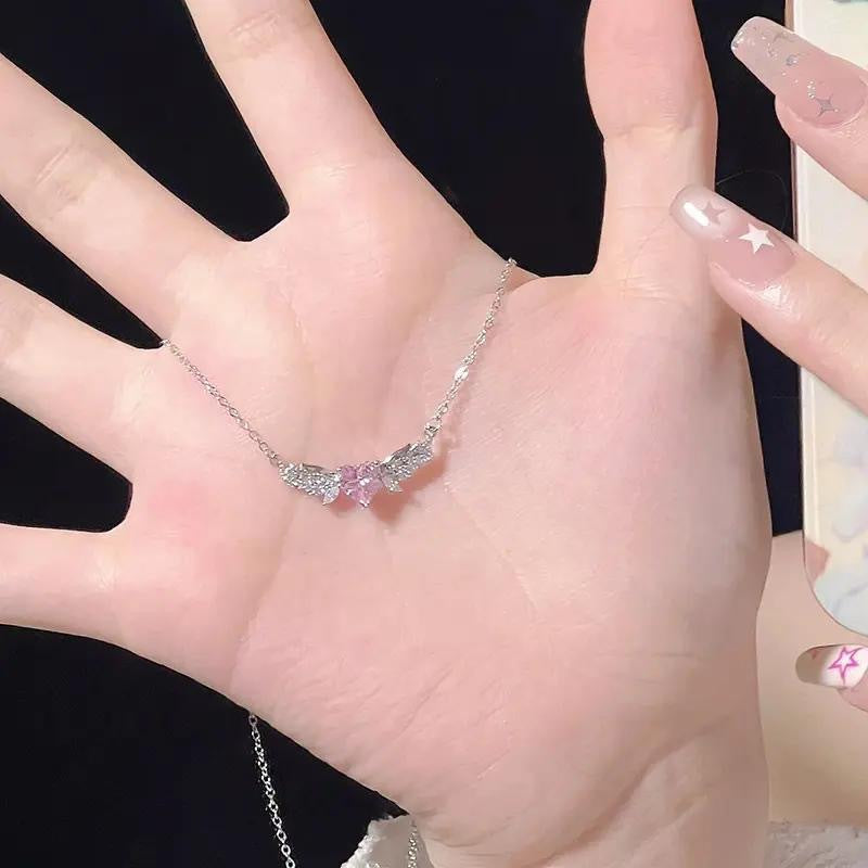 Wholesale Chic Angel Wings Pink Heart Pendant Necklace For Women Cute Collarbone Chain Everyday Gift