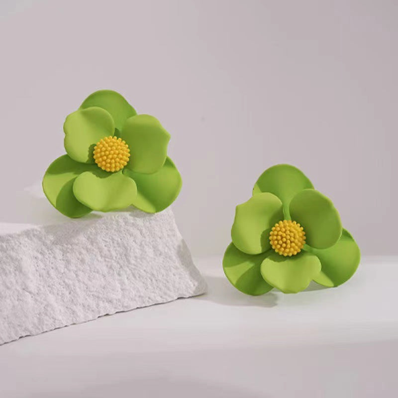 Wholesale Versatile Summer Fresh Green Floral Stud Earrings