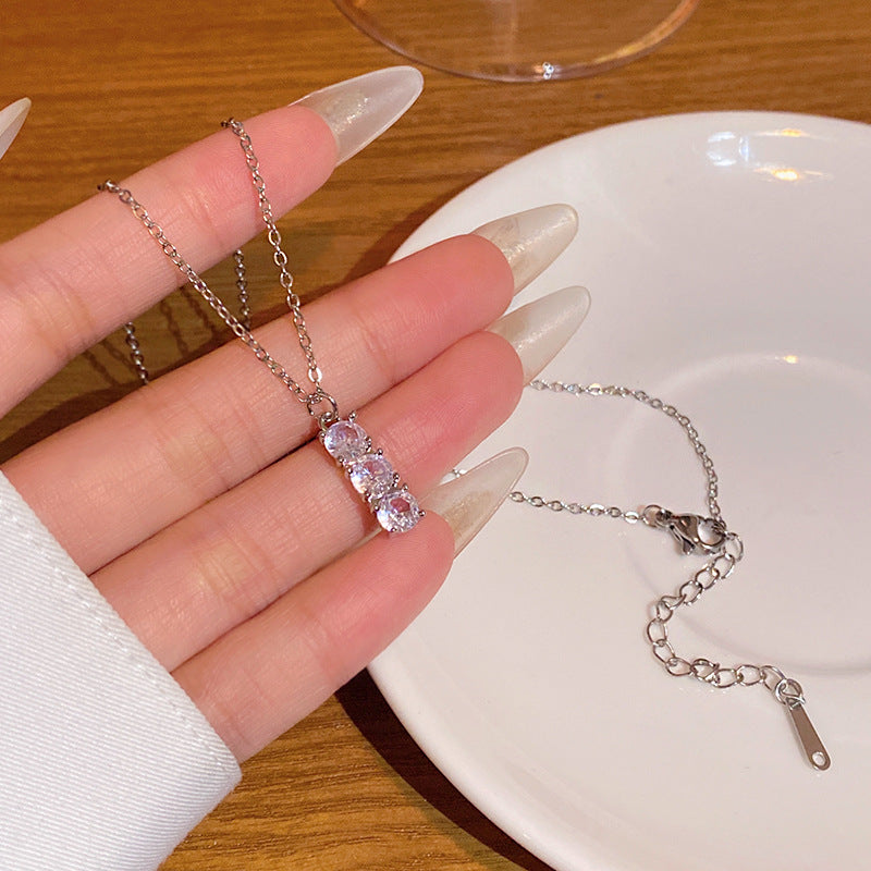 Wholesale Super sparkly zircon titanium steel necklace for women,  versatile and elegant silver.