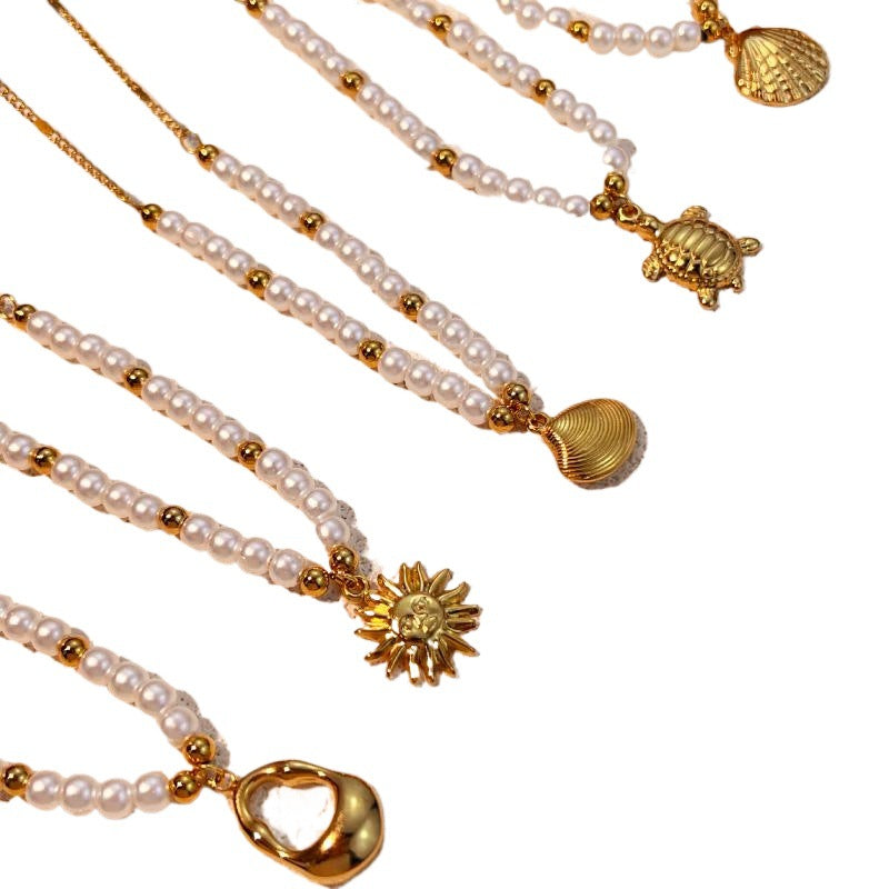 Wholesale stainless steel pearl shell necklace niche high sense beaded clavicle chain titanium steel jewelry