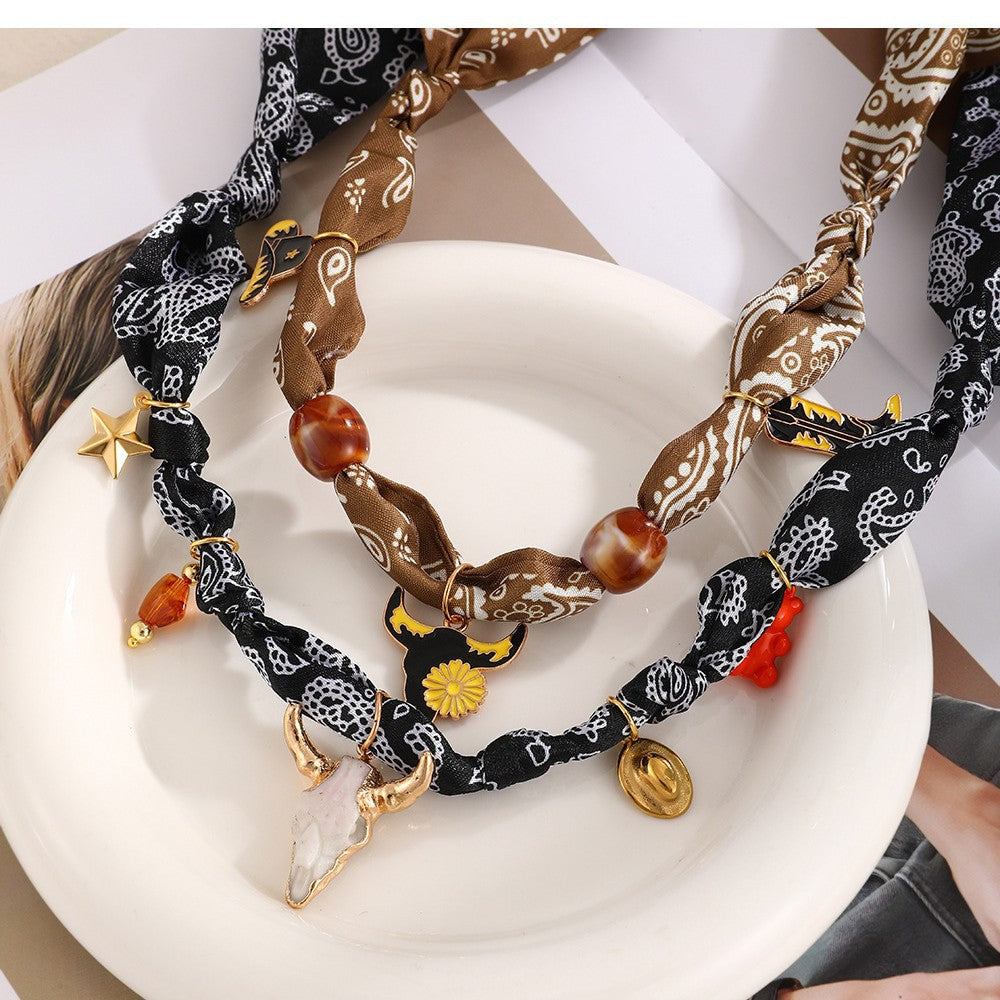 Wholesale alloy dripping Western cowboy series printed fabric necklace