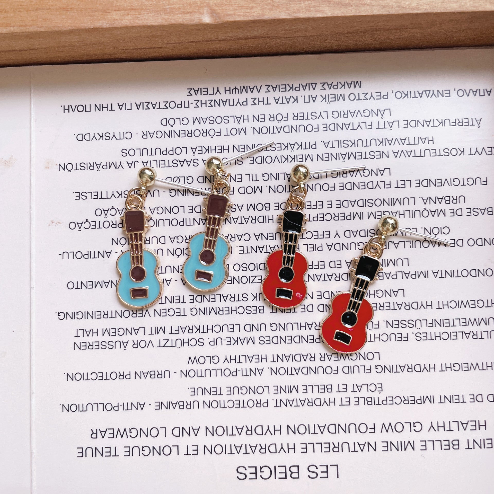 Wholesale Guitar Earrings Personality Rock Metal Earrings Clip Earrings ACC-ES-Yijia008