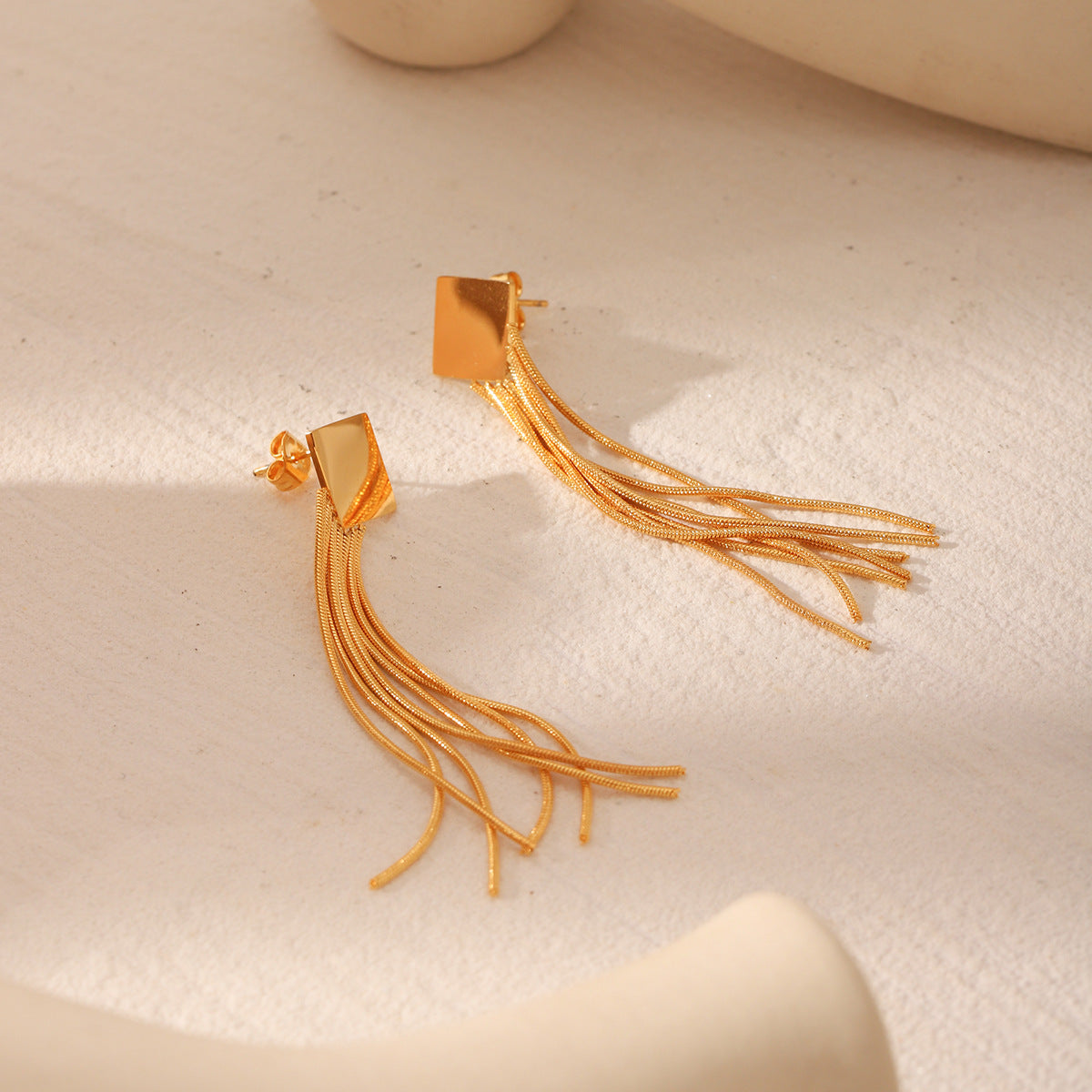 Wholesale  stainless steel tassel earrings vacuum plating 18K gold anti-allergy earrings