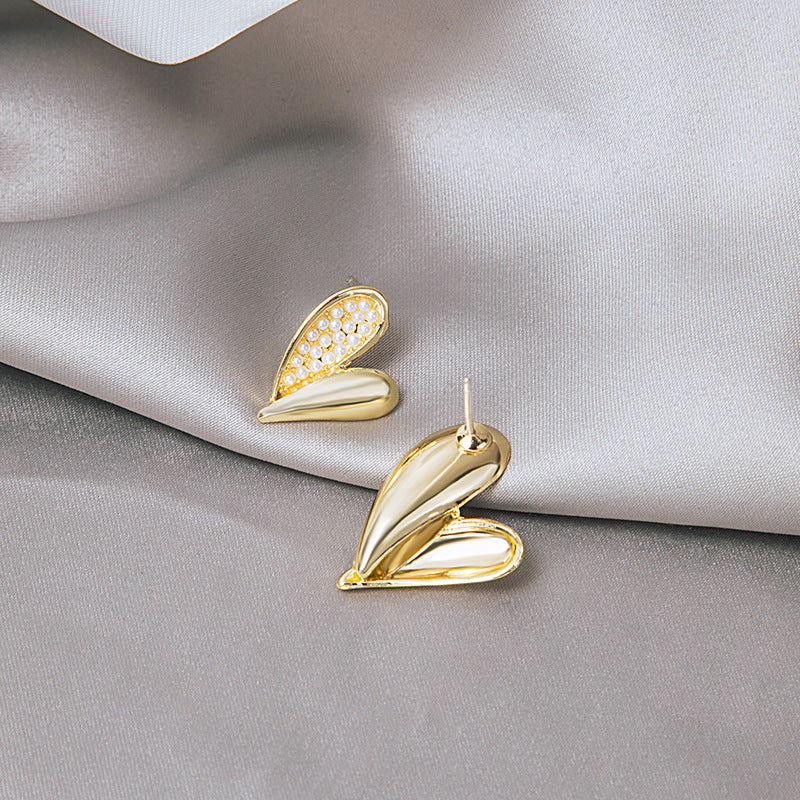 Wholesale Silver Needle Heart-shaped Diamond Earrings