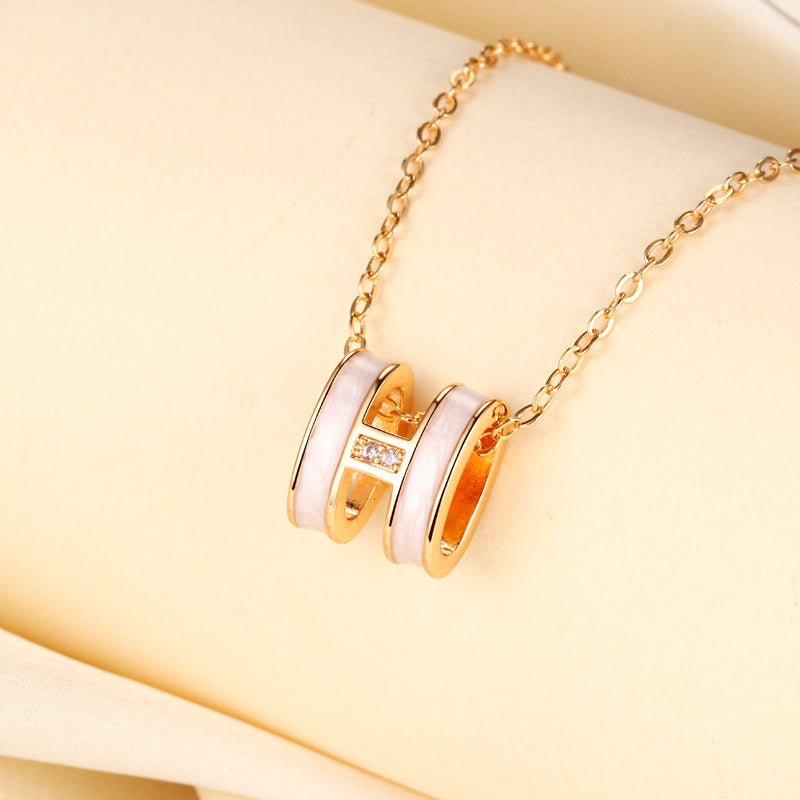 Wholesale Gold-Plated White Mother-of-Pearl Pendant Necklace for Women Boutique Jewelry