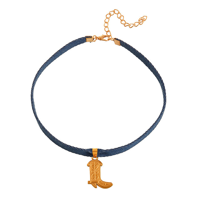 Wholesale retro gothic short velvet bull head pendant necklace