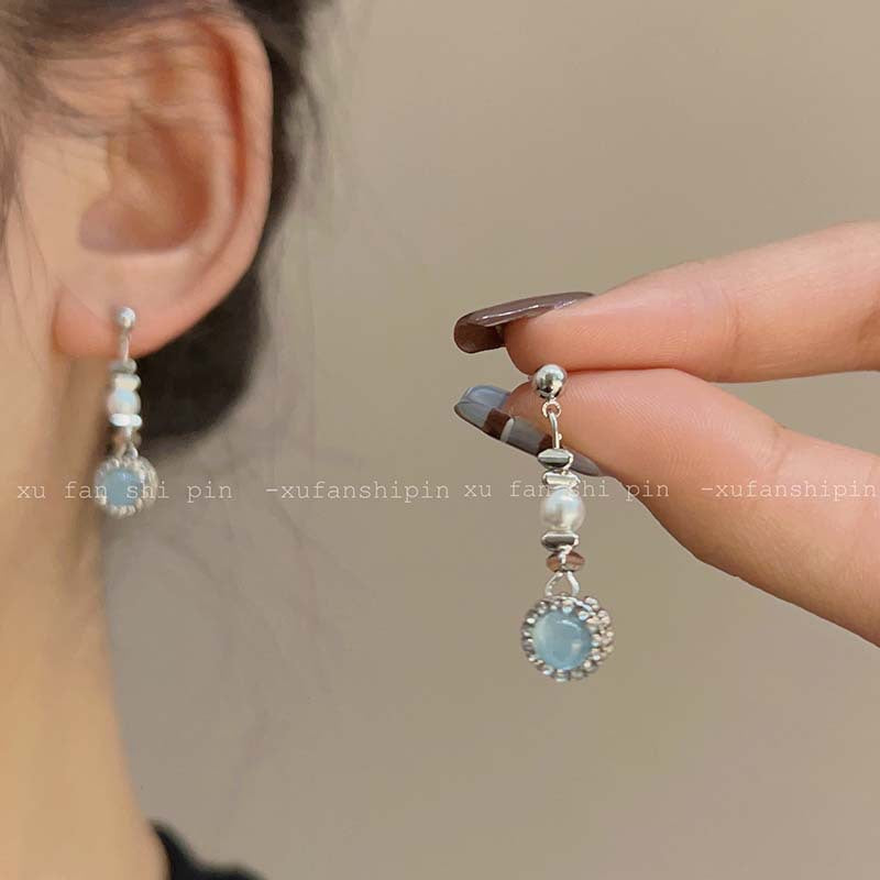 Wholesale micro-inlaid aquamarine stud earrings