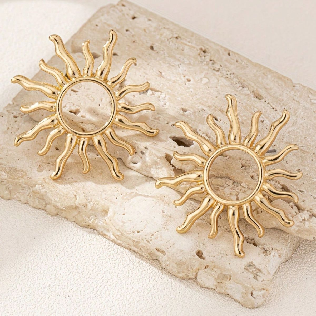 Wholesale Sunflower Fashion Earrings