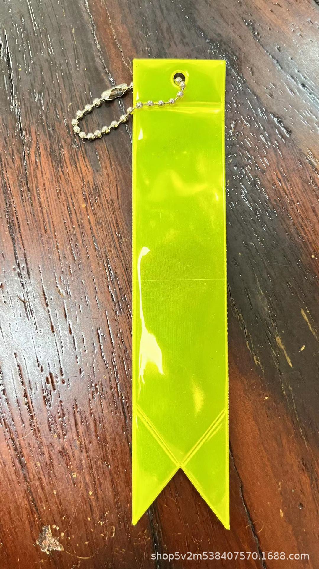 Wholesale Multicolor PVC long pendant reflective pendant keychain