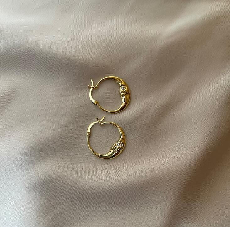 Wholesale Gold Alloy Circle Moon Face Earrings Bohemian Vintage Style Womens Fashion Accessory