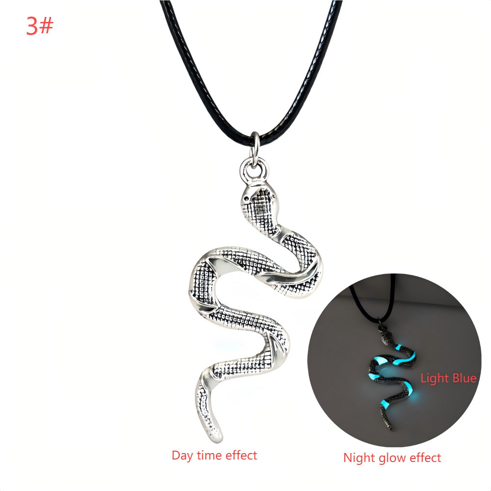Wholesale Luminous Snake Necklace Zinc Alloy Vintage Pendant