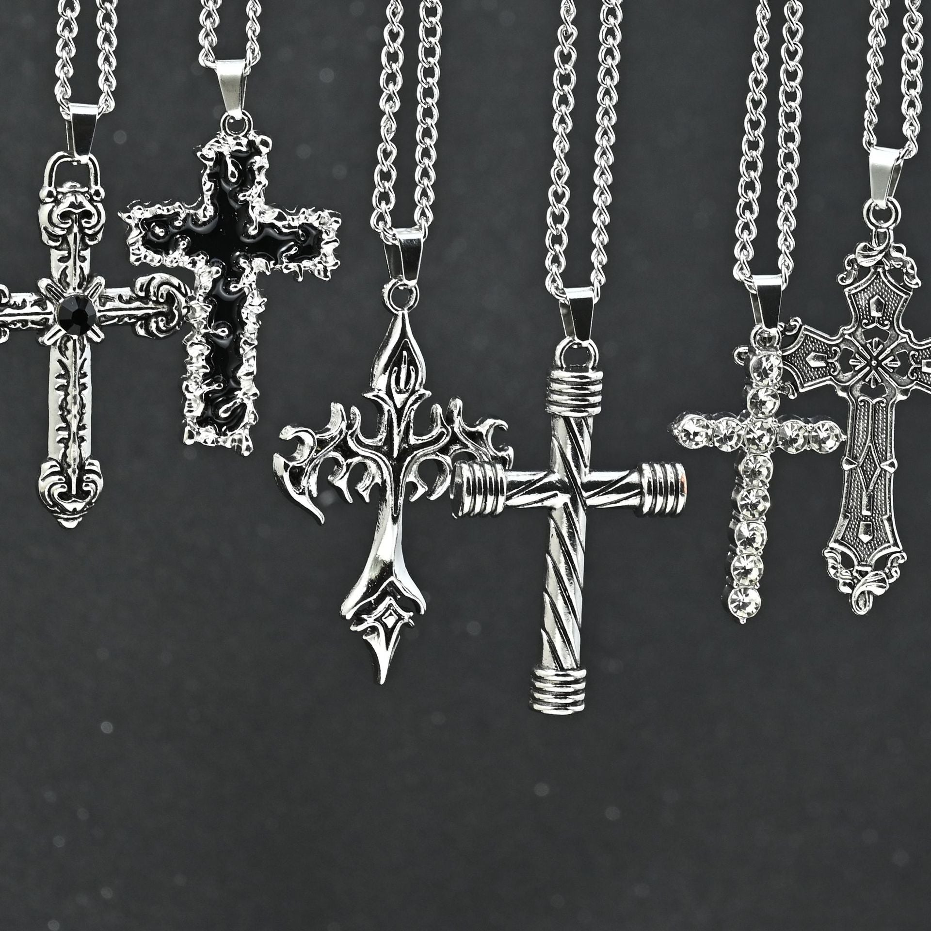 Wholesale Retro Hip Hop Cross Pendant Necklace Zinc Alloy Electroplated Long Chain Jewelry Accessory Gift