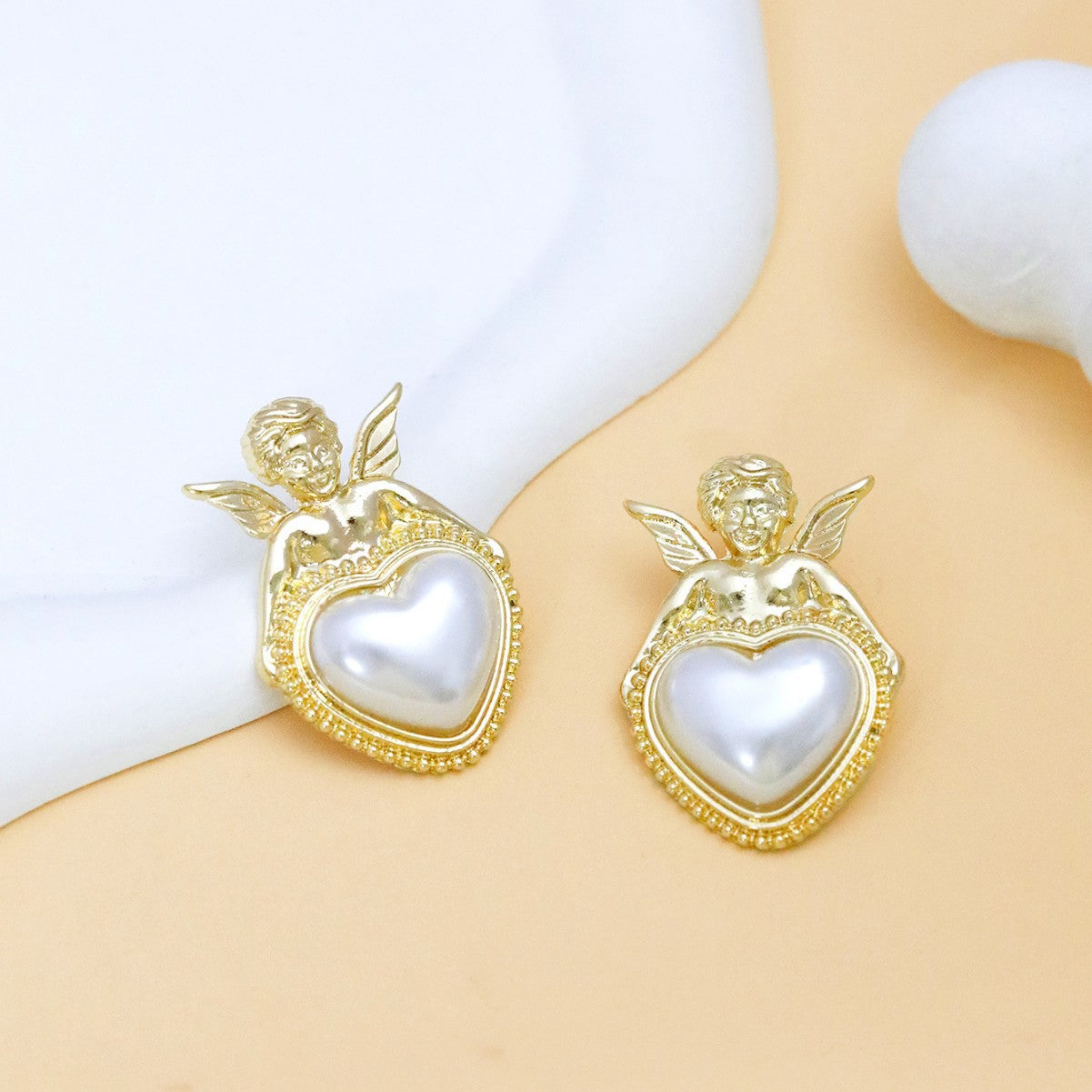 Wholesale Valentine's Day Vintage Angel Pearl Heart Earrings
