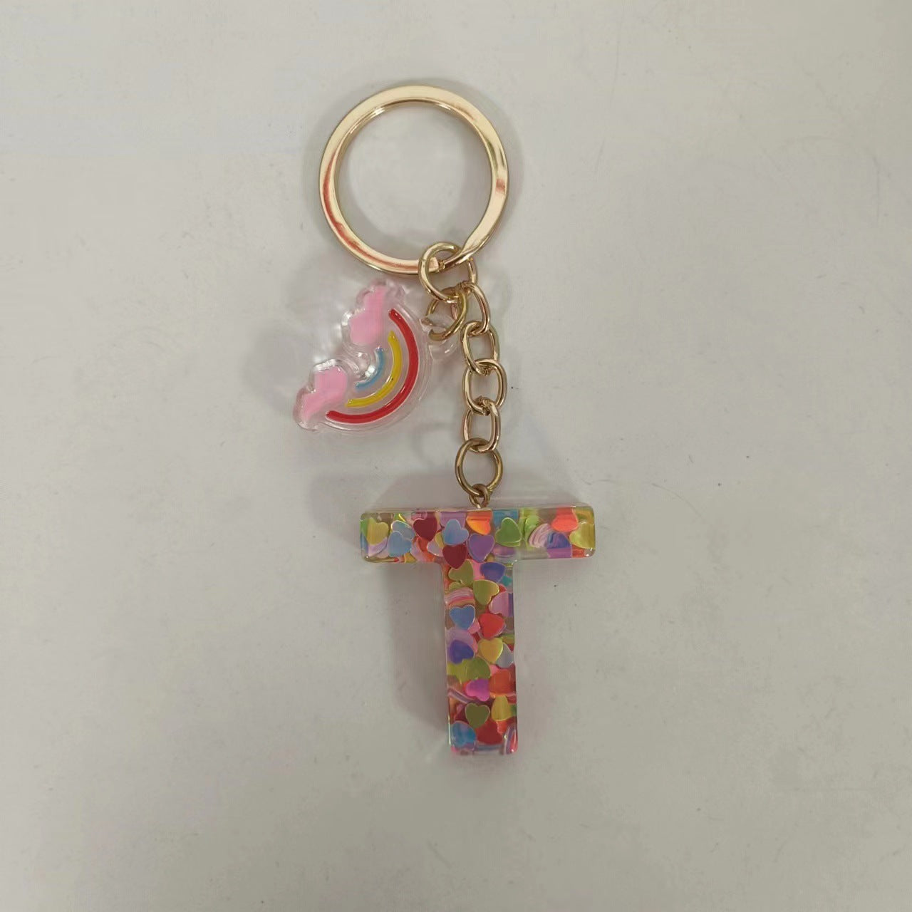Wholesale Trendy Resin Alphabet Letter Keychains 26 A Z Iridescent Sequin Charm Set Party Gift Bag Charm Boutique Resale Accessory