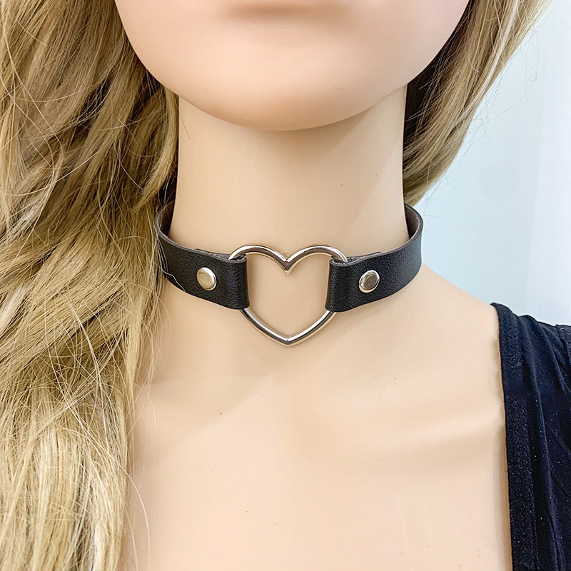 Wholesale Punk Pu Leather Peach Heart Love Necklace ACC-NE-Jinl004