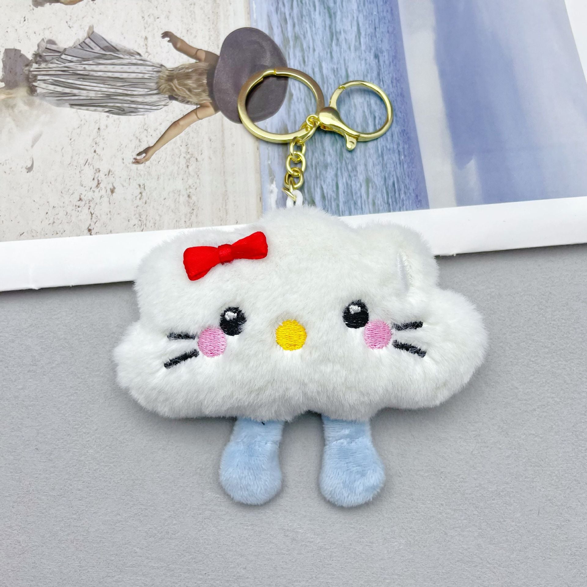 Wholesale Stylish Cloud Plush Keychain Bag Charm Pink Wool Yarn Cute Gift for Couples