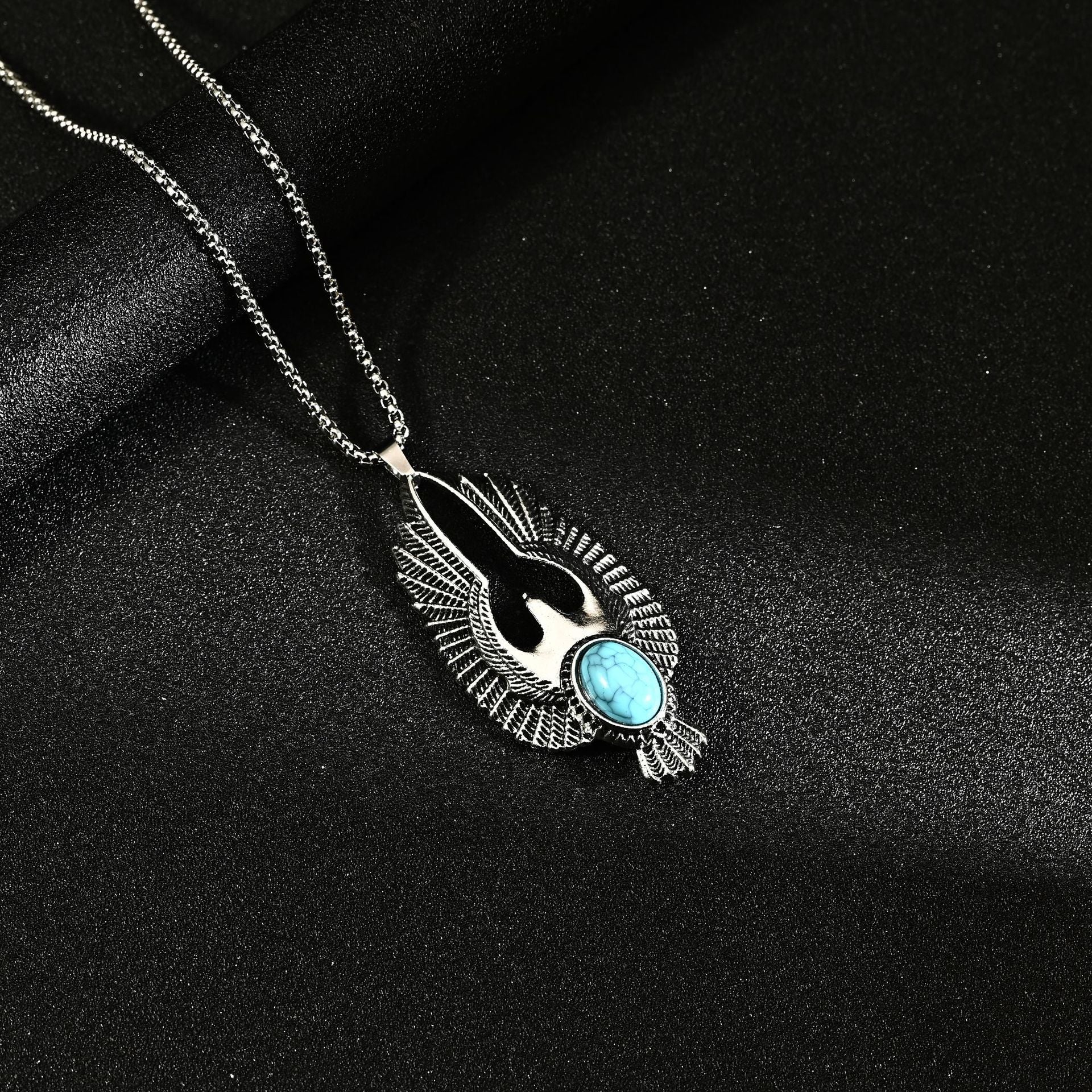 Wholesale Stylish Punk Vintage Turquoise Eagle Pendant Necklace Polished Zinc Alloy Unisex Layering Jewelry Gift