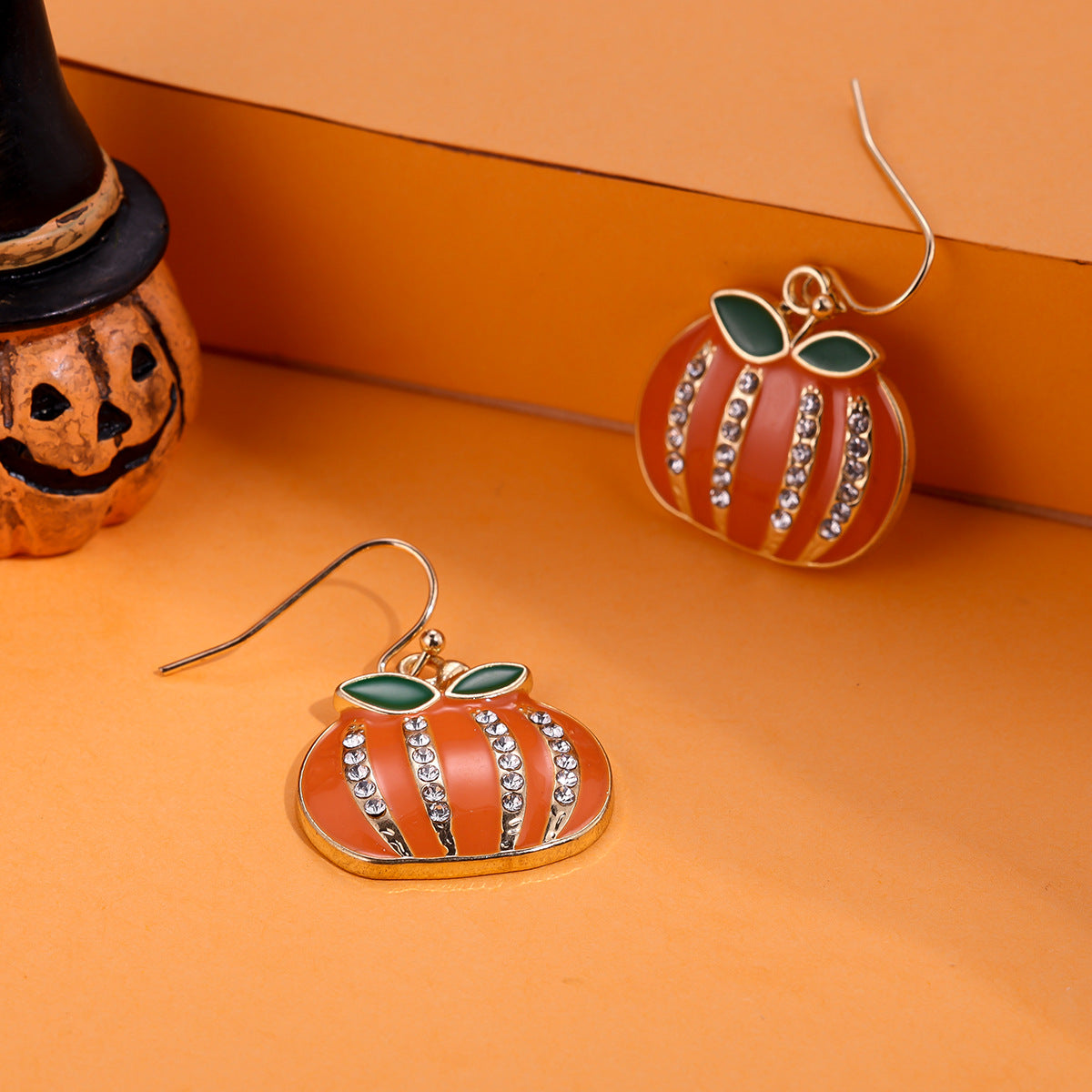 Wholesale Alloy Electroplated  Pumpkin Earrings Trendy Jewelry Accessory