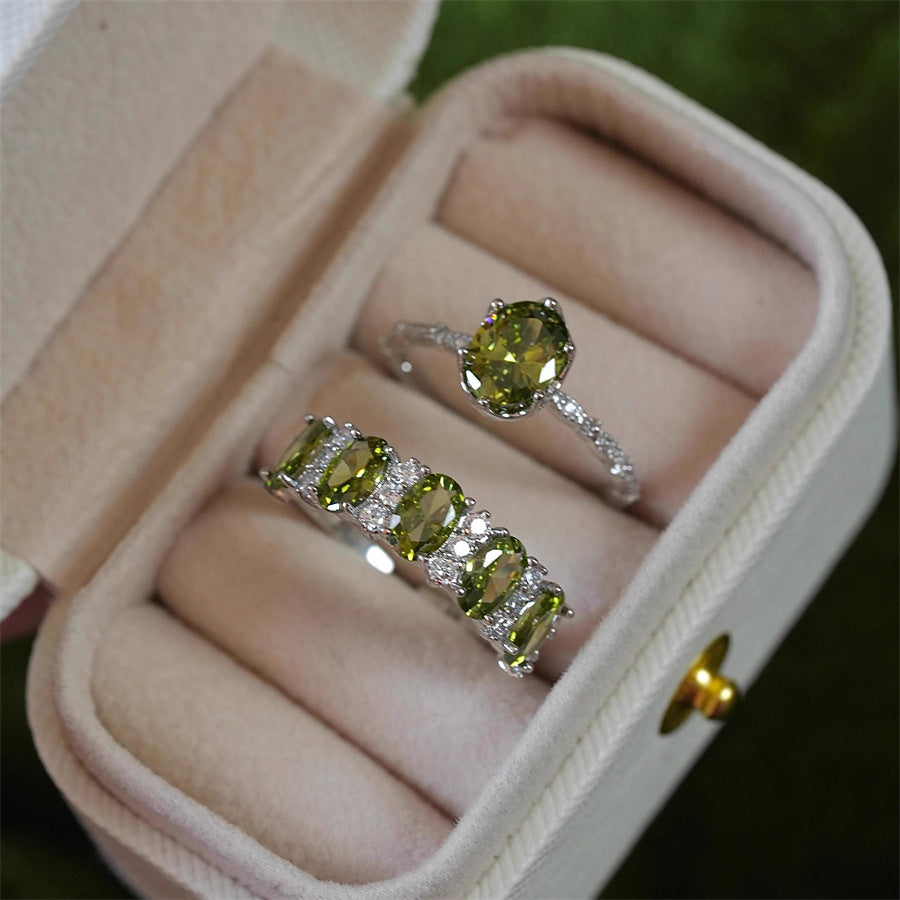 Wholesale Copper Electroplated Olive Green Zircon Ring French Retro Geometric Design Fashion Jewelry for Women