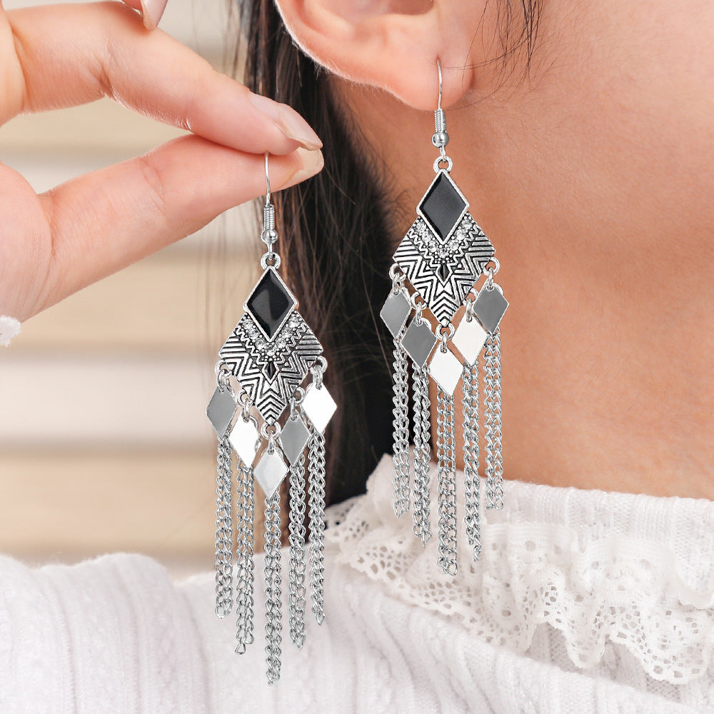 Wholesale ‌ New Chinese-Style Retro Ethnic Silver Tassel Earrings,  Exotic Ethnic Style,  Light Luxury,  High-End Feel,  Ancient Style Ear Hooks and Ear Pendants ‌