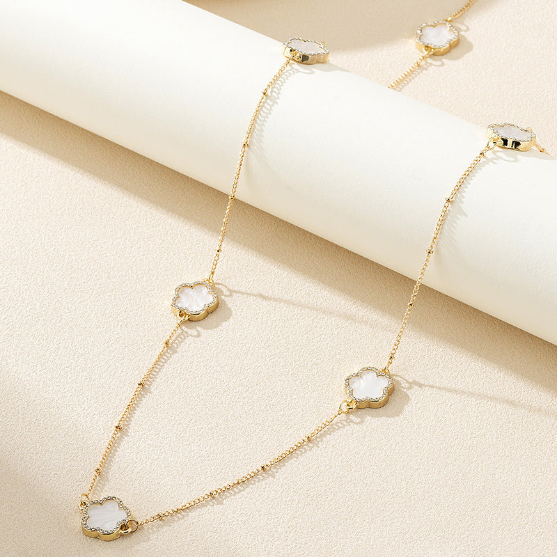 Wholesale Lucky Five-Leaf Clover Alloy Necklace Long Chain Fashion Accessory for Women Gift Boutique Resale